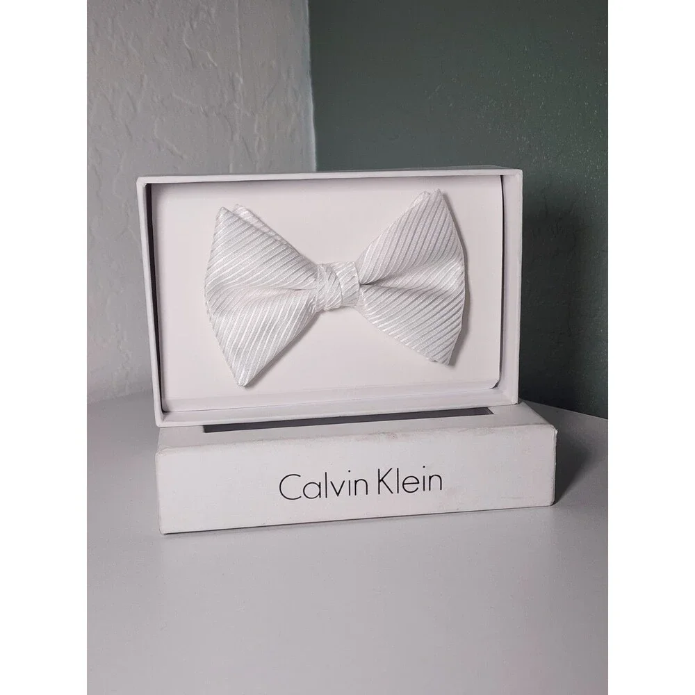 Calvin Klein Textured Formal Pre-Tied Bow Tie NWT Men’s Wearhouse Black Polye